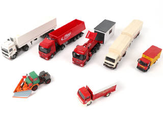 Lot 288 - DIVERS (7)