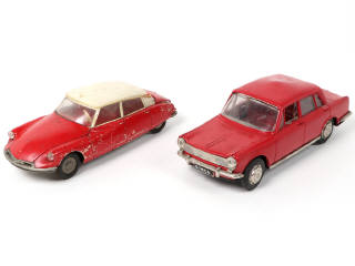 Lot 199 - DIVERS (GB) (2)