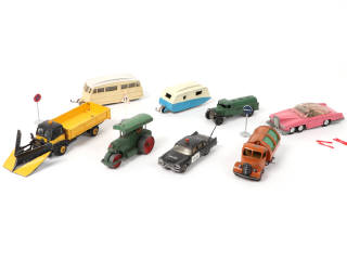 Lot 416 - DINKY TOYS (GB) (10)
