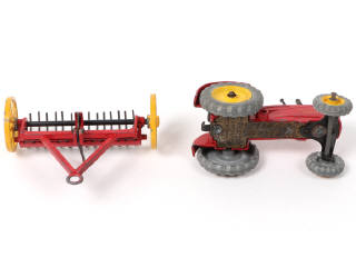 Lot 409 - DINKY TOYS (GB) (1)