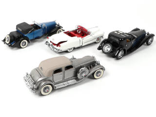 Lot 235 - FRANKLIN MINT (USA) (4)