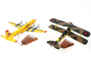 Lot 174 - DIVERS (2)