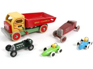 Lot 238 - BRIO (SUEDE) (5)