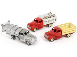 Lot 405 - DINKY TOYS (FRANCE) (3)
