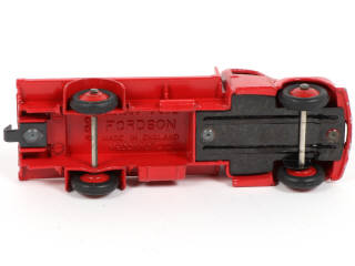 Lot 338 - DINKY TOYS (GB) (1)