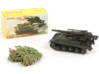 Lot 393 - DINKY TOYS (FRANCE) (1)