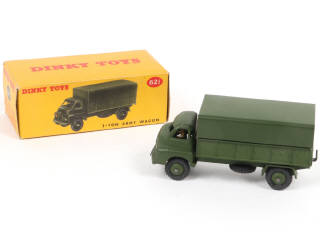Lot 349 - DINKY TOYS (GB) (1)
