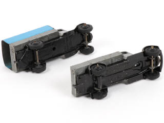 Lot 363 - DINKY TOYS (GB) (2)