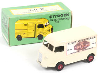 Lot 296 - DIVERS (1)