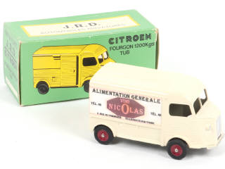 Lot 296 - DIVERS (1)