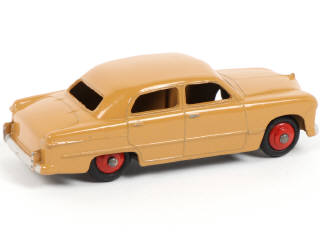 Lot 326 - DINKY TOYS (GB) (1)