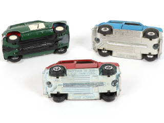 Lot 364 - DINKY TOYS (GB) (3)