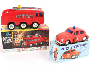 Lot 86 - DIVERS (2)