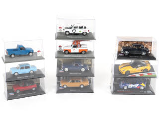 Lot 169 - DIVERS (10)