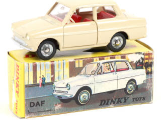 Lot 355 - DINKY TOYS (FRANCE) (1)