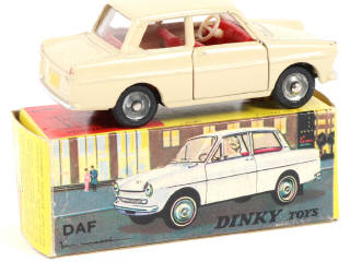 Lot 355 - DINKY TOYS (FRANCE) (1)