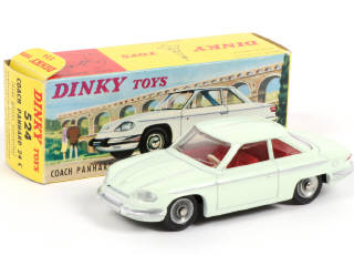 Lot 358 - DINKY TOYS (FRANCE) (1)