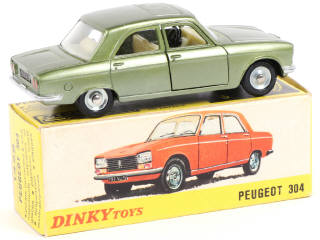Lot 372 - DINKY TOYS (FRANCE) (1)