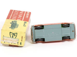 Lot 127 - TAISEIYA MICRO PET (JAPON) (1)