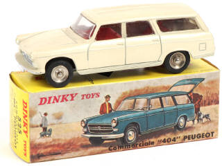 Lot 359 - DINKY TOYS (FRANCE) (1)