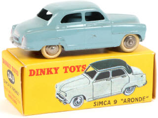 Lot 330 - DINKY TOYS (FRANCE) (1)