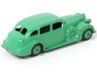 Lot 413 - DINKY TOYS (GB) (1)