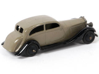 Lot 394 - DINKY TOYS (GB) (1)