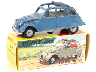 Lot 351 - DINKY TOYS (FRANCE) (1)