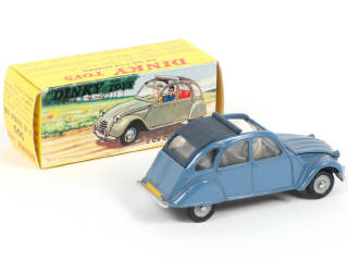 Lot 351 - DINKY TOYS (FRANCE) (1)