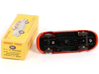 Lot 336 - DINKY TOYS (FRANCE) (1)