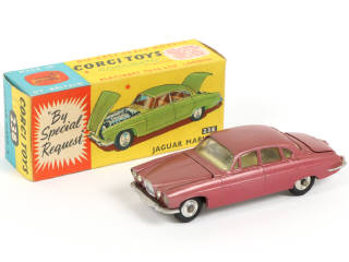 Lot 210 - CORGI TOYS (GB) (1)