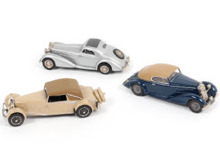 Lot 188 - PLUMBIES INTERNATIONAL (ALLEMAGNE) (3)