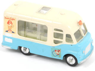 Lot 221 - CORGI TOYS (GB) (1)
