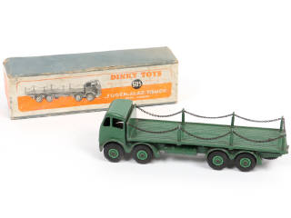 Lot 335 - DINKY TOYS (GB) (1)