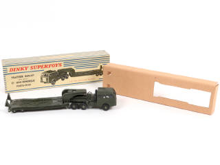 Lot 422 - DINKY TOYS (FRANCE) (1)