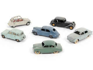 Lot 455 - DINKY TOYS (FRANCE) (6)