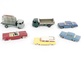 Lot 369 - DINKY TOYS (6)