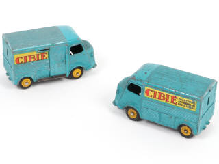 Lot 436 - DINKY TOYS (FRANCE) (2)