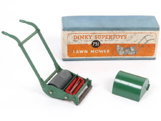Lot 339 - DINKY TOYS (GB) (1)