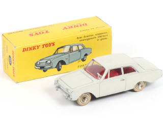 Lot 409 - DINKY TOYS (FRANCE) (1)