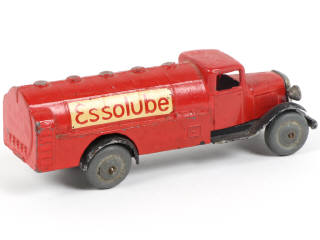 Lot 393 - DINKY TOYS (FRANCE) (1)