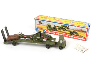 Lot 337 - DINKY TOYS (GB) (1)