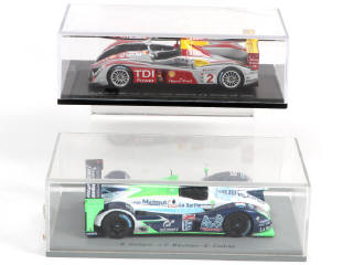 Lot 250 - SPARK (MACAU) (2)
