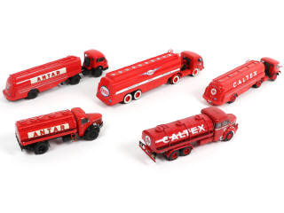 Lot 160 - DIVERS (5)