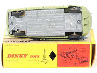 Lot 421 - DINKY TOYS (FRANCE) (1)