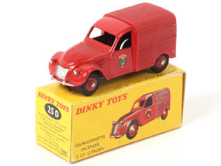 Lot 416 - DINKY TOYS (FRANCE) (1)