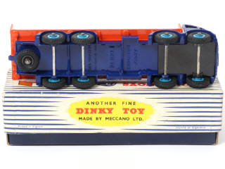 Lot 590 - DINKY TOYS (GB) (1)