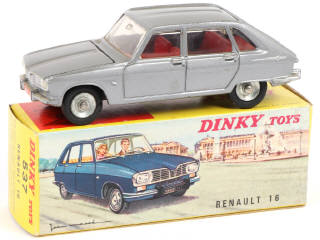 Lot 382 - DINKY TOYS (FRANCE) (1)