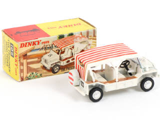 Lot 570 - DINKY TOYS (GB) (1)