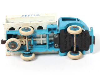 Lot 481 - DINKY TOYS (FRANCE) (1)